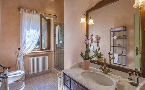 Villa Il Baiocco 8: Interior Design, Plumbing Fixture, Bathroom Sink, Flooring, Tap, Bathroom, Lighting, Floor, Sink, Plumbing
