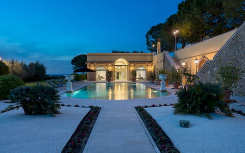 Tenuta Bagni De'Consoli 24: Swimming Pool, Garden, Resort, Estate, Landscaping, Hacienda, Shade, Courtyard, Mansion, Flowerpot