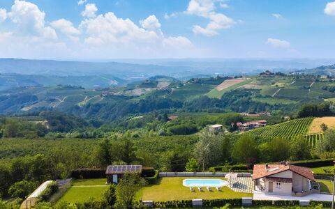 Tramonto Albese 4: Hill, Swimming Pool, Hill Station, Mountain Range, Estate, Eco Hotel, Farmhouse, Plantation, Landscaping, Ridge