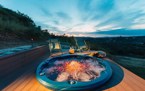Villa Sumac 6: Swimming Pool, Jacuzzi, Bathtub, Resort, Night, Dusk, Evening, Eco Hotel