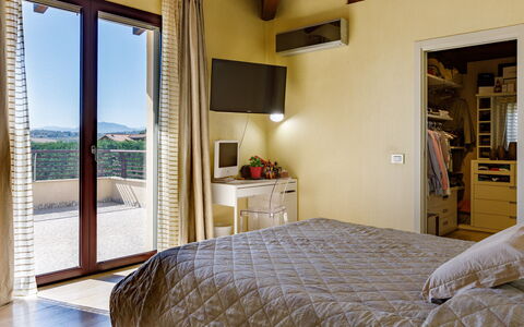 Villa Alais 8: Furniture, Wall, Interior Design, Bed, Bedroom, Flooring, Floor, Room, Ceiling, Home