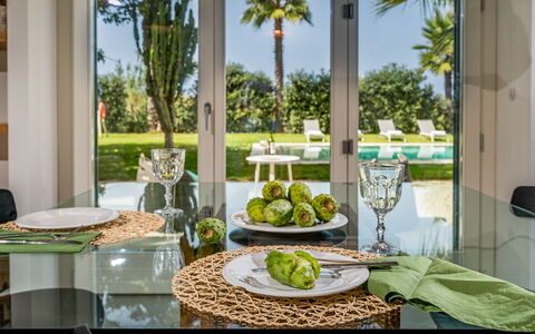 Casavento Puzziteddu 6: Furniture, Table, Chair, Interior Design, Tableware, Kitchen & Dining Room Table, Dining Room, Lighting, Home, Room
