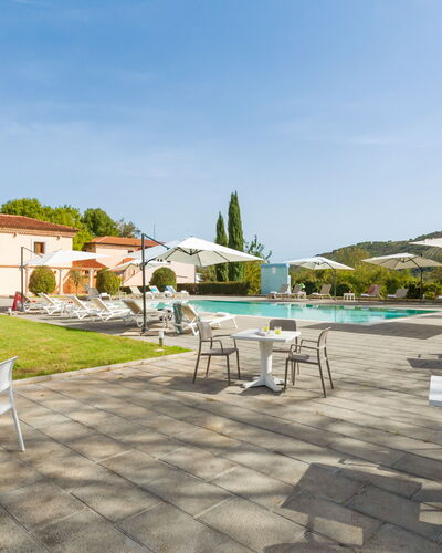 Tenuta Esdra 20: Resort, Resort Town, Swimming Pool, Villa