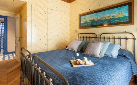 Belvedere Guastella a 8: Furniture, Interior Design, Wall, Wood, Floor, Flooring, Bedroom, Room, Bed, Ceiling