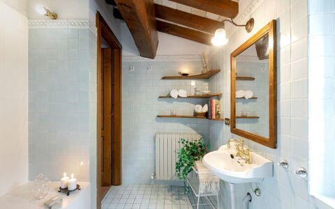 Casatorre 6+2: Bathroom, Wall, Plumbing Fixture, Bathroom Sink, Interior Design, Flooring, Tap, Sink, Light Fixture, Ceiling