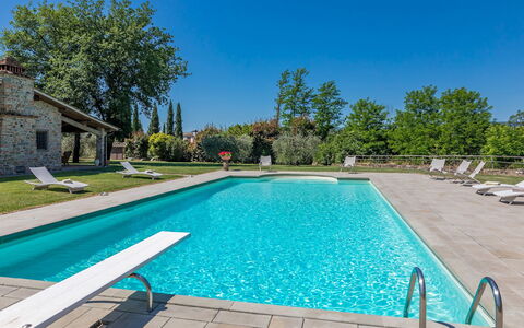 Casale la Splendida 10: Swimming Pool, Blue, Resort, Estate, Hacienda, Eco Hotel, Villa, Water Feature, Thermae, Shade