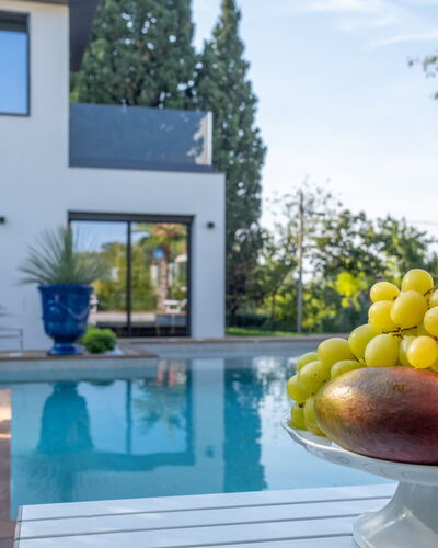 Onda 8: Swimming Pool, Home, Resort, Eco Hotel, Garden, Estate, Landscaping, Water Feature, Villa, Shade