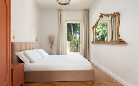 Casa Amare 4+2: Interior Design, Wall, Furniture, Wood, Flooring, Floor, Bedroom, Home, Bed, Room