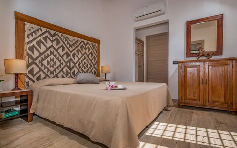 Villa Pineta 6: Furniture, Interior Design, Bedroom, Flooring, Floor, Bed, Wood, Bed Sheet, Room, Textile