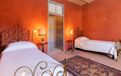 Palazzo Pozzo Bonelli 14: Wall, Flooring, Furniture, Interior Design, Floor, Bedroom, Ceiling, Bed, Room, Lighting
