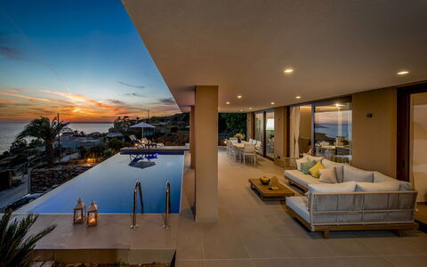 Villa Mulberry 10: Resort, Home, Sea, Apartment, Estate, Coast, Ocean, Mansion, Villa, Swimming Pool