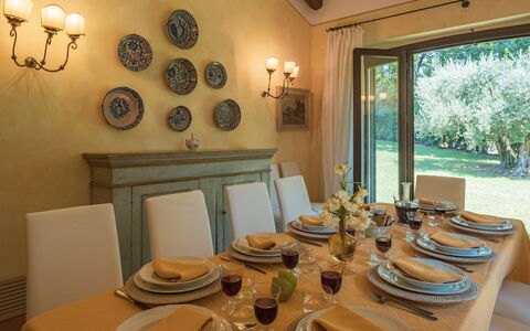 Dolce Collina 10: Furniture, Tableware, Interior Design, Table, Kitchen & Dining Room Table, Serveware, Dining Room, Lighting, Chair, Room