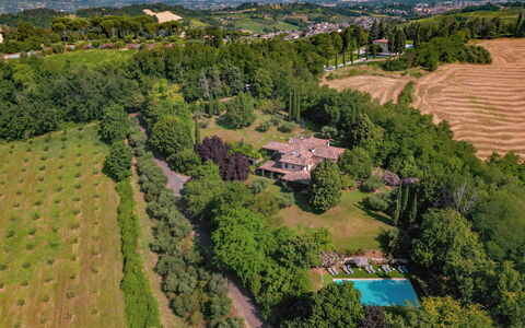 Dolce Collina 10: Tree, Natural Environment, Nature, Landscape, Residential Area, Land Lot, Bird'S-Eye View, Estate, Rural Area, Plain