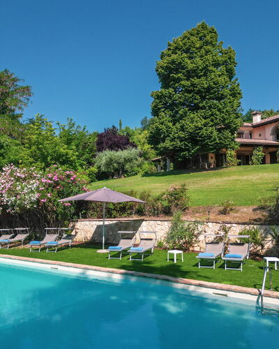 Dolce Collina 10: Swimming Pool, Resort, Residential Area, Shrub, Estate, Garden, Eco Hotel, Hacienda, Villa, Shade