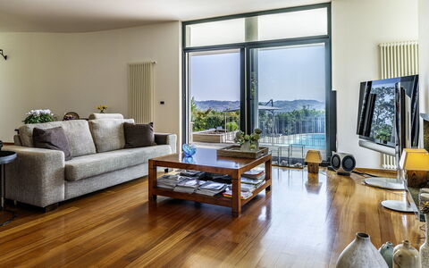 Villa Amyra 6+2: Furniture, Interior Design, Flooring, Couch, Floor, Living Room, Wood, Room, Ceiling, Table