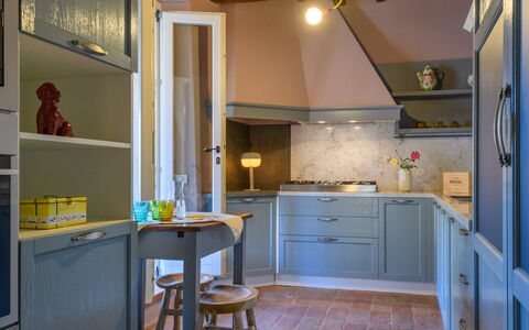 Dimora dei Sogni 7+1: Kitchen, Cabinetry, Interior Design, Countertop, Kitchen Appliance, Wood, Flooring, Furniture, Ceiling, Major Appliance