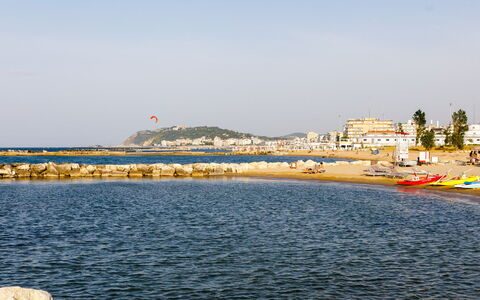 Casetta del Pescatore 4: Water, Body Of Water, Coast, Coastal And Oceanic Landforms, Beach, Sea, Horizon, Shore, Ocean, Wind Wave
