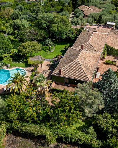 Linera 10: Estate, Garden, Swimming Pool, Resort, Eco Hotel, Farmhouse, Landscaping, Hacienda, Villa, Mansion