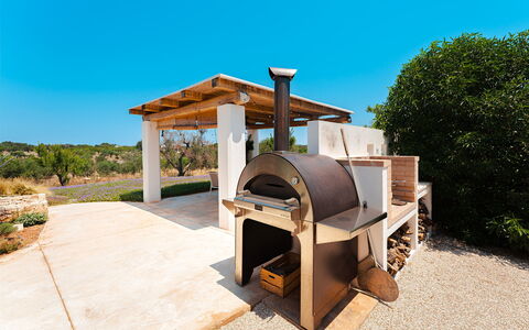 Trulli Fiori di Mandorlo 6: Garden, Shade, Landscaping, Design, Wood Stain, Outdoor Structure, Backyard, Outdoor Furniture, Patio, Masonry Oven