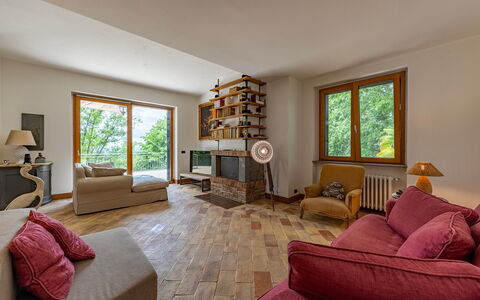 Villa Il Ritiro 8: Furniture, Interior Design, Flooring, Wood, Room, Floor, Ceiling, Living Room, Couch, Hardwood