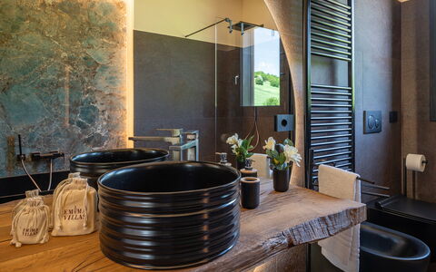 Villa Mamon 6+2: Interior Design, Plumbing Fixture, Flooring, Furniture, Wood, Floor, Tap, Bathroom, Lighting, Plumbing