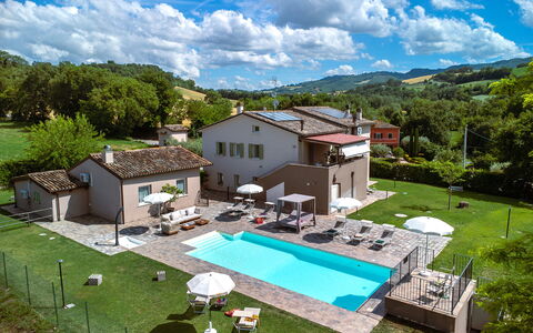 Villa Isola 8+2: Swimming Pool, Resort, Thermae, Sunlounger, Outdoor Furniture, Eco Hotel, Estate, Umbrella, Villa, Hacienda