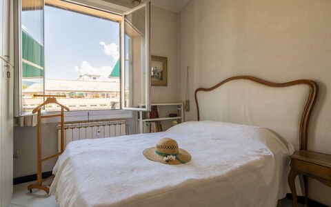 La Terrazza in Centro, Genova: Bedroom, Interior Design, Bed, Bed Sheet, Bedding, Floor, Linens, Furniture, Room, Bed Frame