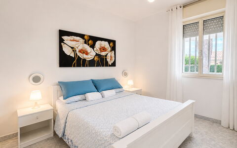 Villa Franca: Furniture, Bed, Interior Design, Bedroom, Flooring, Floor, Bed Sheet, Bedding, Room, Ceiling