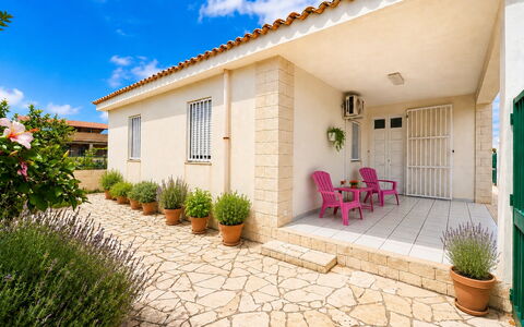 Villa Franca: Residential Area, Home, Door, Estate, Shade, Cottage, Flagstone, Garden, Landscaping, Yard