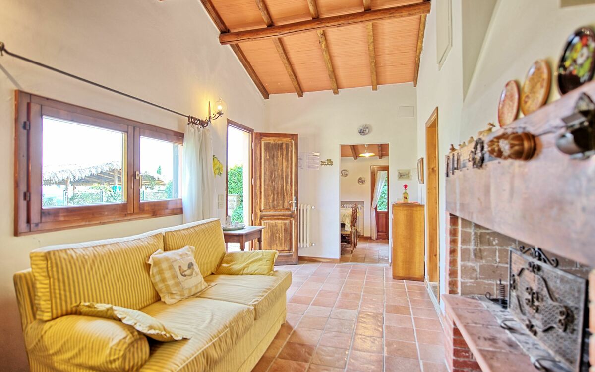 Accommodation:&nbsp;Montescalari 2