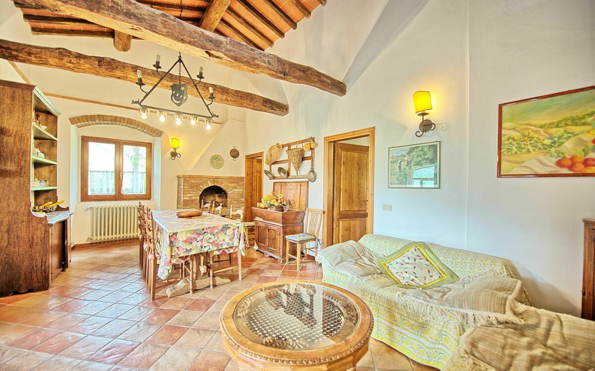 Accommodation:&nbsp;Montescalari 6