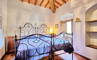 Accommodation:&nbsp;Montescalari 6