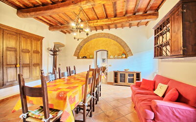 Accommodation:&nbsp;Montescalari 9