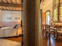 Accommodation:&nbsp;Montelopio 5