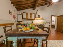 Accommodation:&nbsp;Montelopio 8