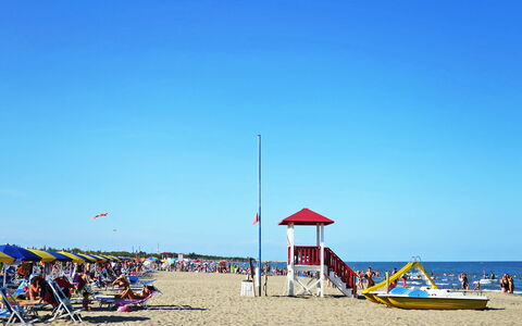 Rosolina Mare 350: Beach, Summer, Fun, Sand, Vacation, Leisure, Sea, Recreation