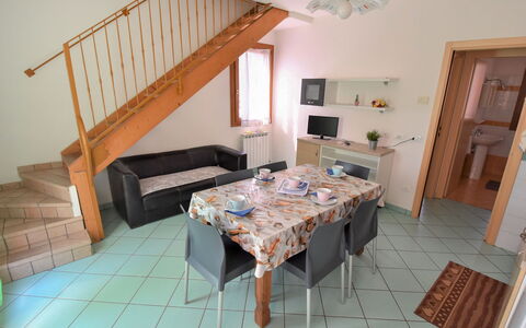 Accommodation:&nbsp;Solmare 350.6