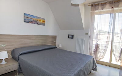 Accommodation:&nbsp;Cala Luna 140.3