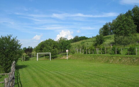 La Cenerara: Green, Pasture, Property, Grass, Grassland, Natural Landscape, Natural Environment, Land Lot, Lawn, Meadow