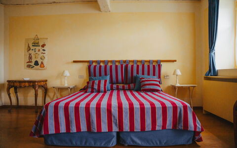 La Cenerara: Furniture, Bedroom, Wood, Bed, Interior Design, Flooring, Bedding, Floor, Textile, Bed Sheet
