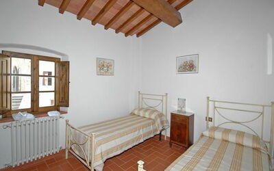 Accommodation:&nbsp;Chiantigiana 4