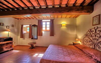 Accommodation:&nbsp;Chiantigiana 5