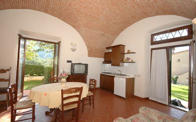 Rimaggio 2: Room, Property, Building, House, Furniture, Interior Design, Real Estate, Architecture, Arch, Ceiling