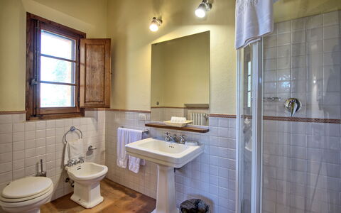 Fornacino: Mirror, Tap, Plumbing Fixture, Sink, Property, Bathroom Sink, Bathroom, Purple, Interior Design, Wood