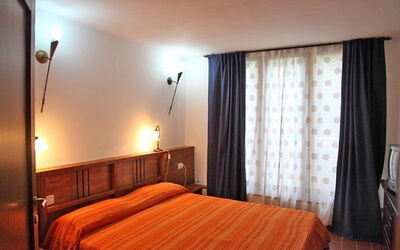 Accommodation:&nbsp;Cantina