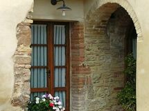 Accommodation:&nbsp;Blue