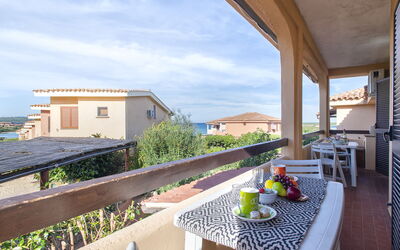 Accommodation:&nbsp;F4 - F2, Baia de Bahas 300.55