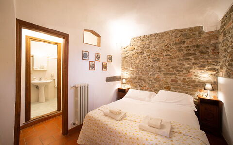 Le Vasche: Bedroom, Room, Bed, Property, Furniture, Bed Sheet, Wall, Interior Design, Building, Bed Frame