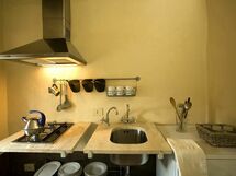 Accommodation:&nbsp;Blu