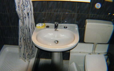 Accommodation:&nbsp;Room 1